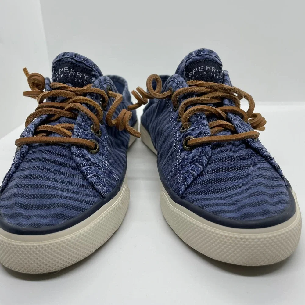Sperry Women's Seacoast Stripe Sneaker Blue 6.5